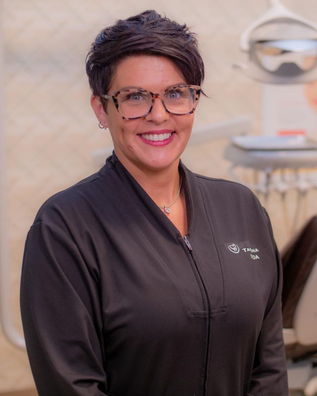 Tanisha – Expanded Functions Dental Assistant