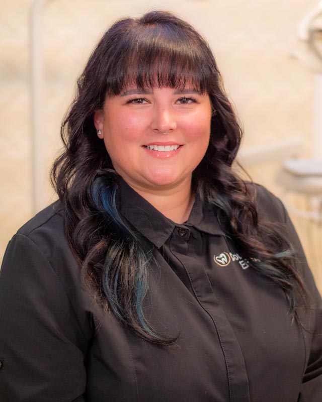 Courtney – Expanded Functions Dental Assistant